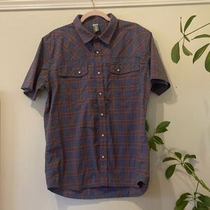 STIO men’s pearl snap button down- size large - like new!